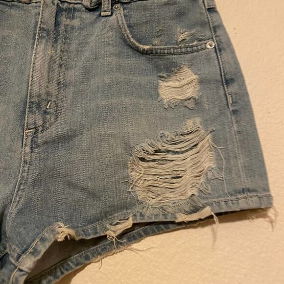 Tularosa Emma Santorini Braided Belt Distressed Denim High Rise Shorts Size 28 - Picture 5 of 15